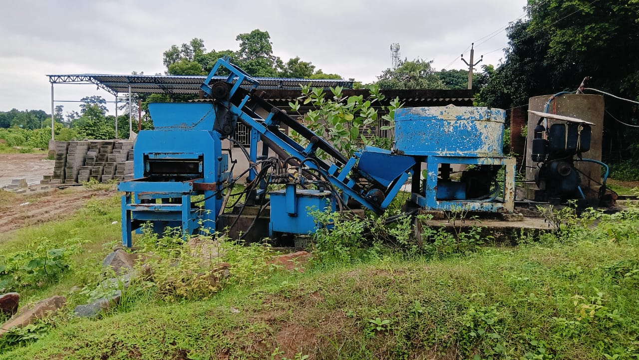 Industrial machinery maintenance